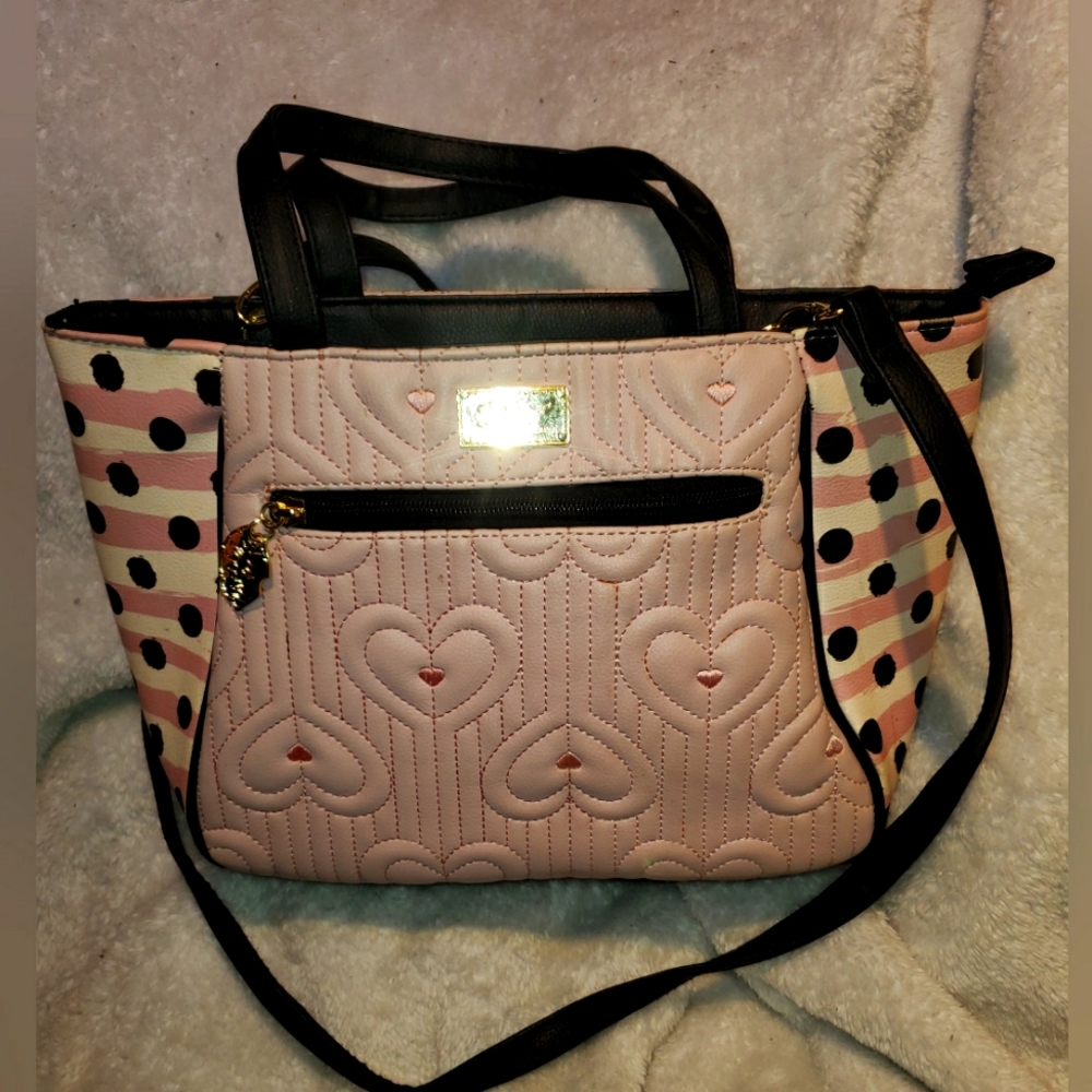 Luv betsy satchel purse